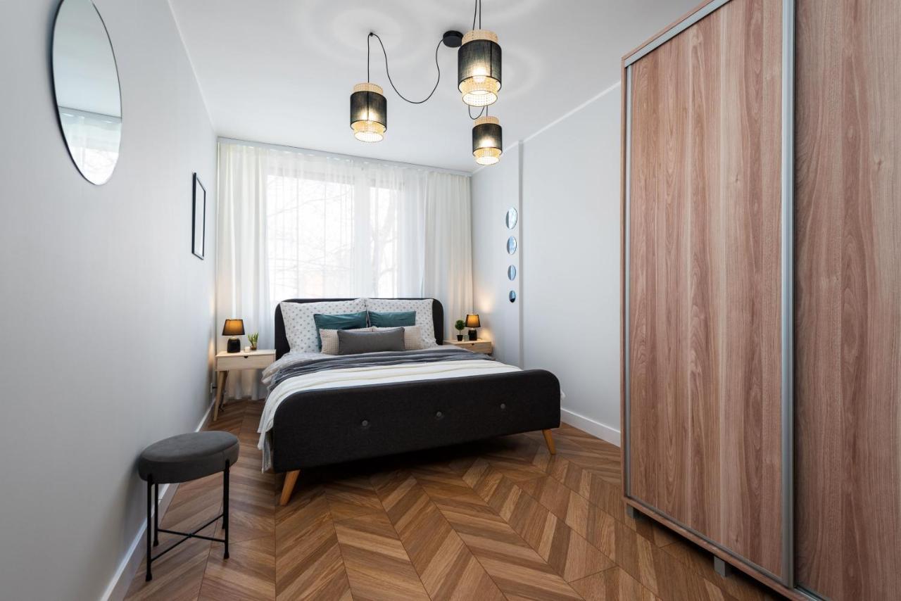 Kairos Apartments - Friends - Darmowy Parking, Blisko Centrum กลีวิตเซ ภายนอก รูปภาพ