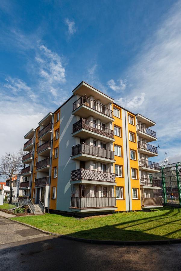 Kairos Apartments - Friends - Darmowy Parking, Blisko Centrum กลีวิตเซ ภายนอก รูปภาพ