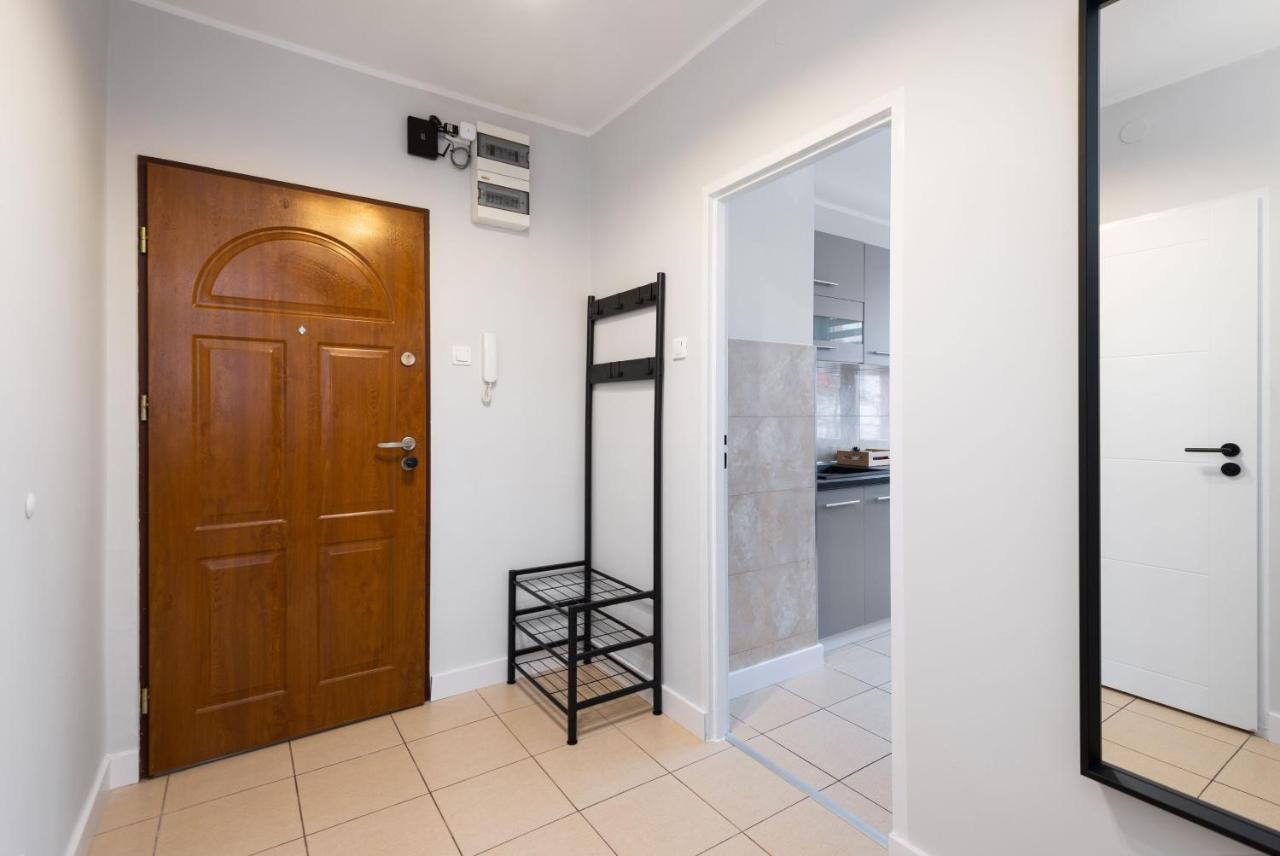 Kairos Apartments - Friends - Darmowy Parking, Blisko Centrum กลีวิตเซ ภายนอก รูปภาพ