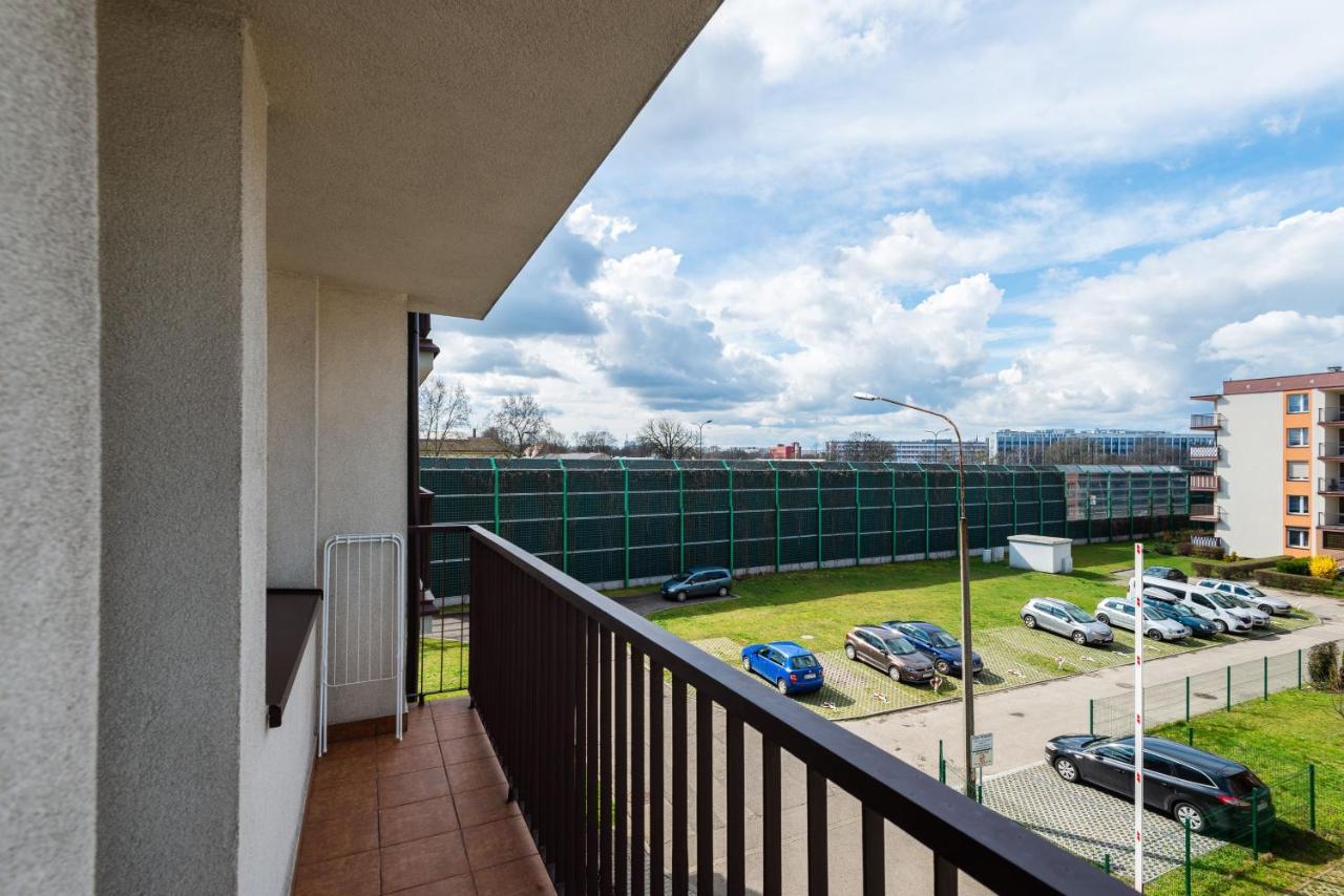 Kairos Apartments - Friends - Darmowy Parking, Blisko Centrum กลีวิตเซ ภายนอก รูปภาพ